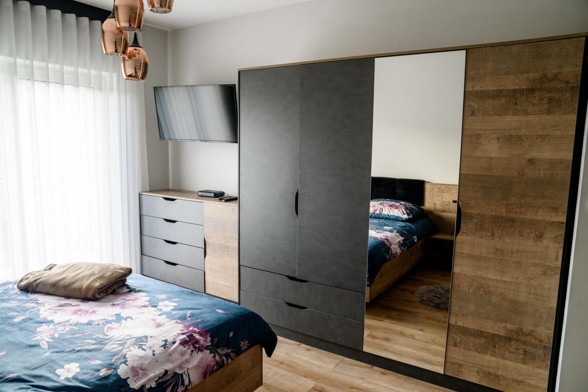 מוז'ינה Apartamenty Trio מראה חיצוני תמונה